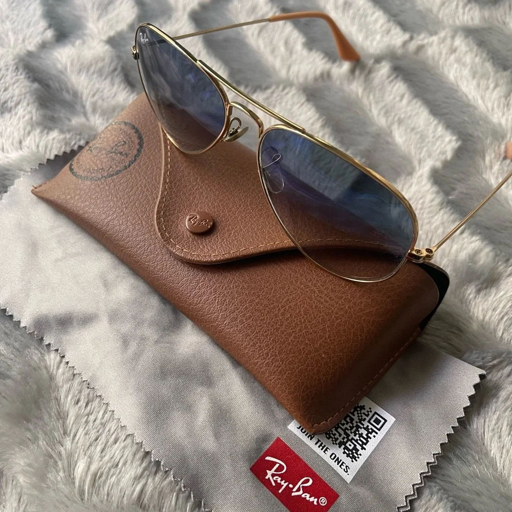 Ray-Ban Gold Frame Sunglasses with Blue Lenses - Picture 2 of 8